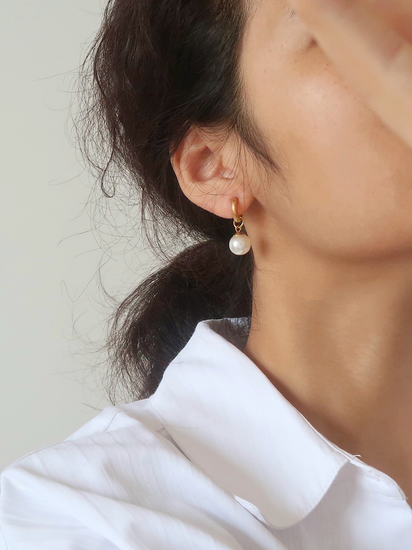 Minimalist Pearl Drop Earrings